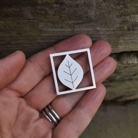 Little beech leaf brooch | Diana Greenwood Jewellery