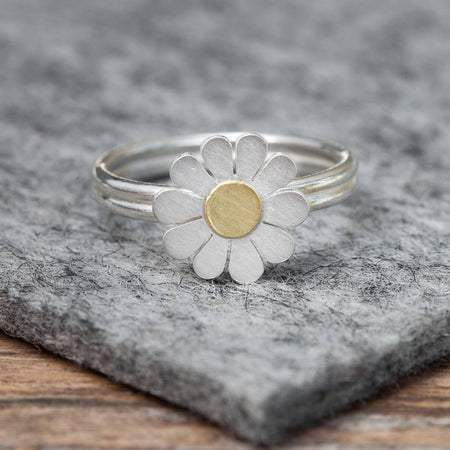 Little daisy flower ring | Diana Greenwood Jewellery