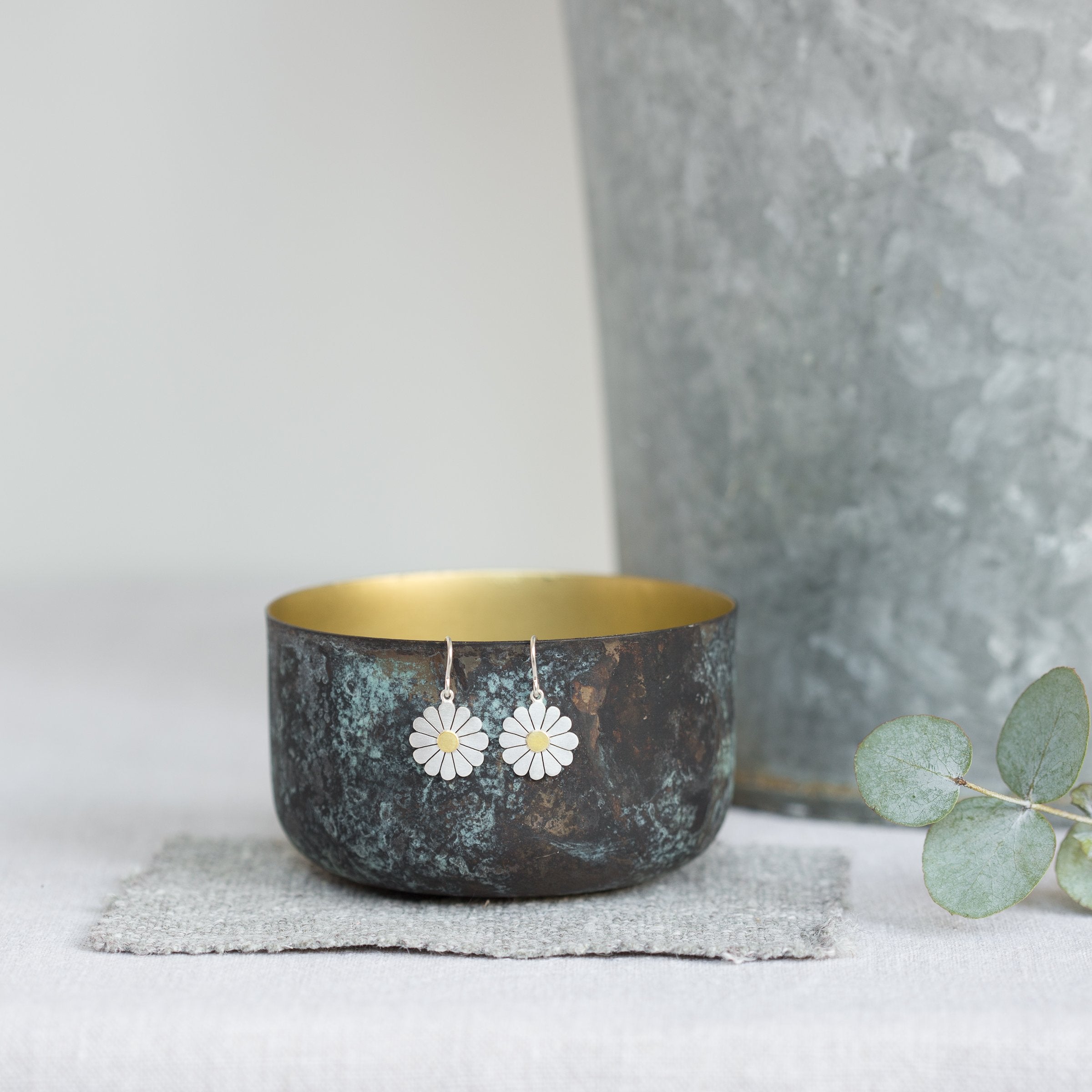 Silver Daisy Flower Earrings | Diana Greenwood Jewellery