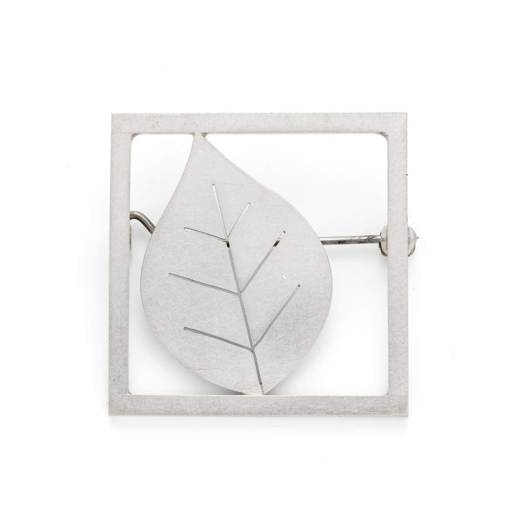 Little beech leaf brooch | Diana Greenwood Jewellery